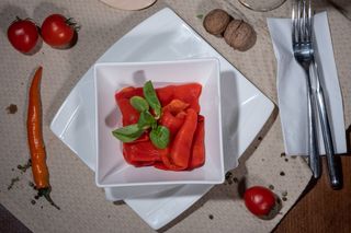 Salată de ardei copți