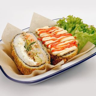Sushi burger "hot"