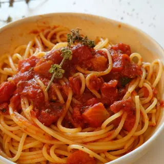 TOMATE
