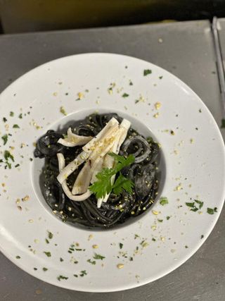 linguine al nero di seppia