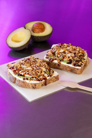 Chckn bomb toast 2 pezzi