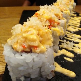 Crunchy salmon roll