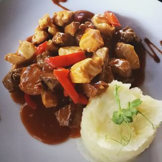 Tigaie picantă mixtă