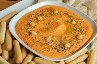 Hummus De Pimientos
