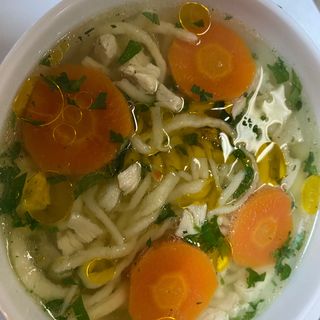 Supa de pasare cu taitei de casa