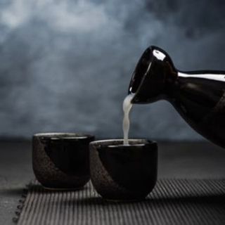 Sake Japonés Botella Seco 300ml.