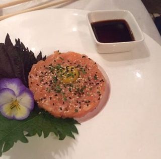 Tartare salmone in salsa ponzu