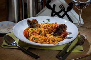 Tagliatelle cu fructe de mare