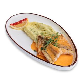 Филе судака на гриле с пюре 