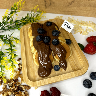 10 мини палачинки с Nutella и свежи боровинки