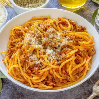 Spaghetti con Carne Picada