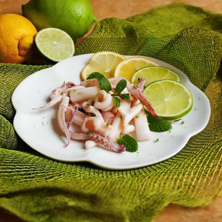 Calamaro fresco con olio bio e lime