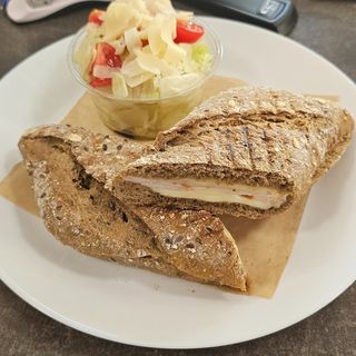 Селски тост с шунка