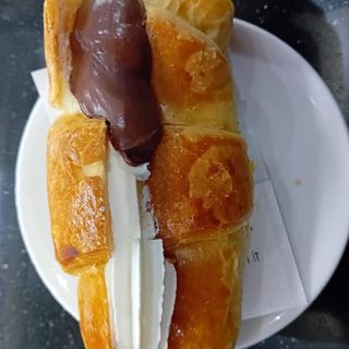 Cornetto panna e cioccolato