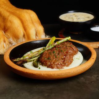 HAMBURGUESA SALSA STROGONOF