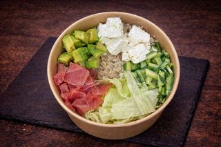 Боул з тунцем