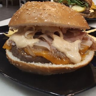 Hamburguesa De Buey Americana