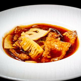 Manzo funghi e bambù