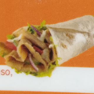 13. Durum De Pollo o Ternera Loca Dentro patata y salsa 