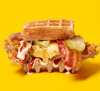 Chicken Waffle de Pollos Muñoz