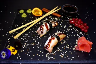 Nigiri Anghila