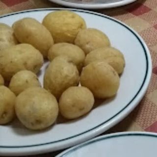 Papas Arrugadas Con Mojo Canario