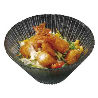 12. Ensalada de Langostino Tempura