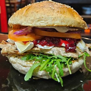 Burger The Cranberries (z indykiem)