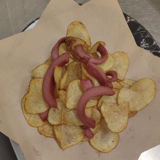 Wurstel e patatine Chips