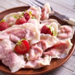 Вареники з полуницею (250 гр.)