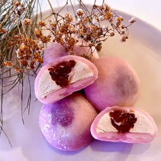 Strawberry mochi