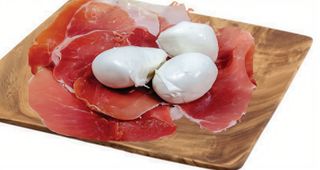 Prosciutto, mozzarella e bufala