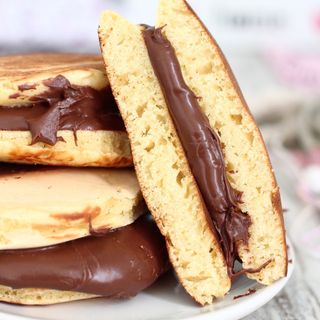 Dorayoki marmellara di fagioli rossi