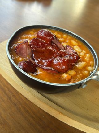 Iahnie de fasole cu ciolan