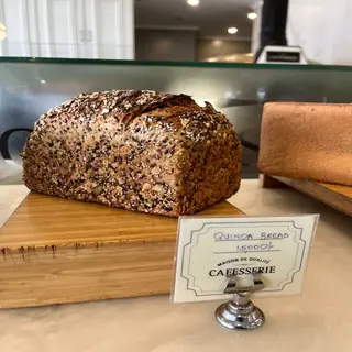 Super Quinoa Bread 
