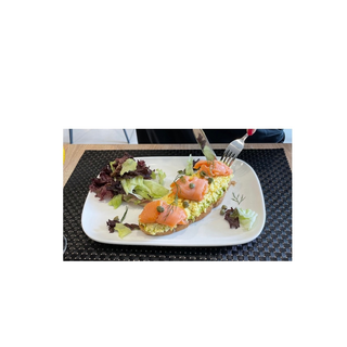 Tartine egg saumon