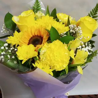 Ramo amarillo variado