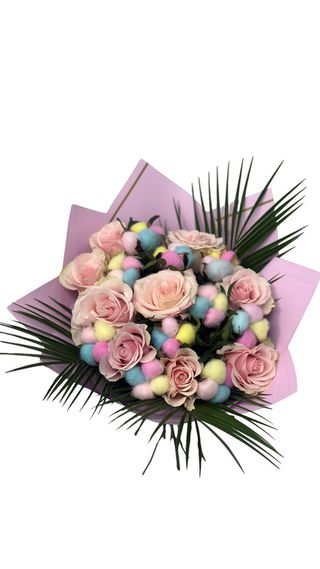 Buchet gingaș-trandafiri roz