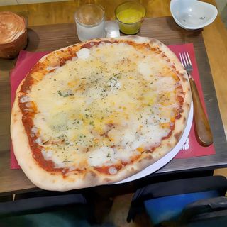 Pizza 4 Quesos (28 Cm.)