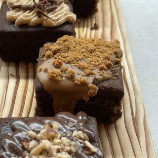 BROWNIE LOTUS