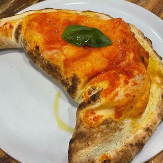 calzone classico