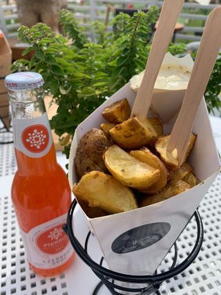 Swojskie ziemniaki opiekane + autorski sos duński 250g