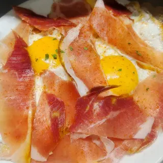 19. Huevo roto con jamón