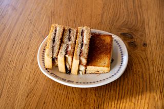 Bikini trufado con Jamón ibérico