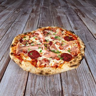Pizza Canibale +/- Ø 32cm, 650g