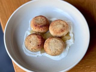 Сирники з курагою та фініками (250g)