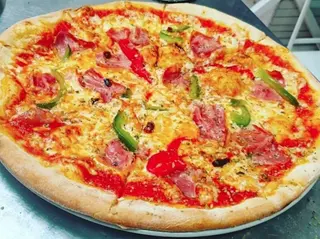 Pizza Vesubio