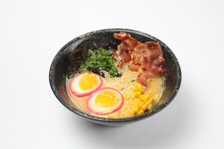 Рамен сирний з беконом