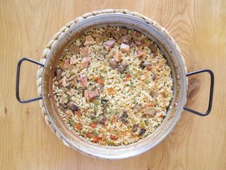 Arroz De Secreto Ibérico Con Boletus (Para 2 Personas)