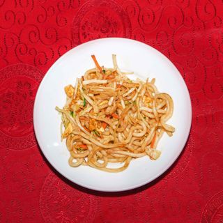 Udon con verdure con salsa di soia